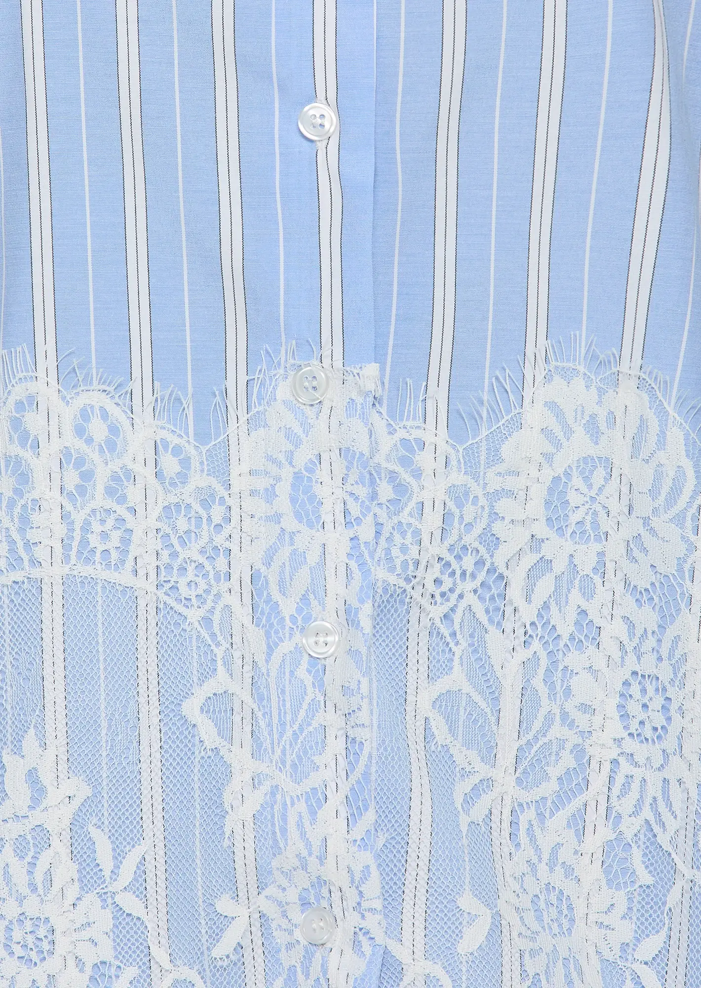 gestreifte Hemdbluse mit Spitze, blau-weiß