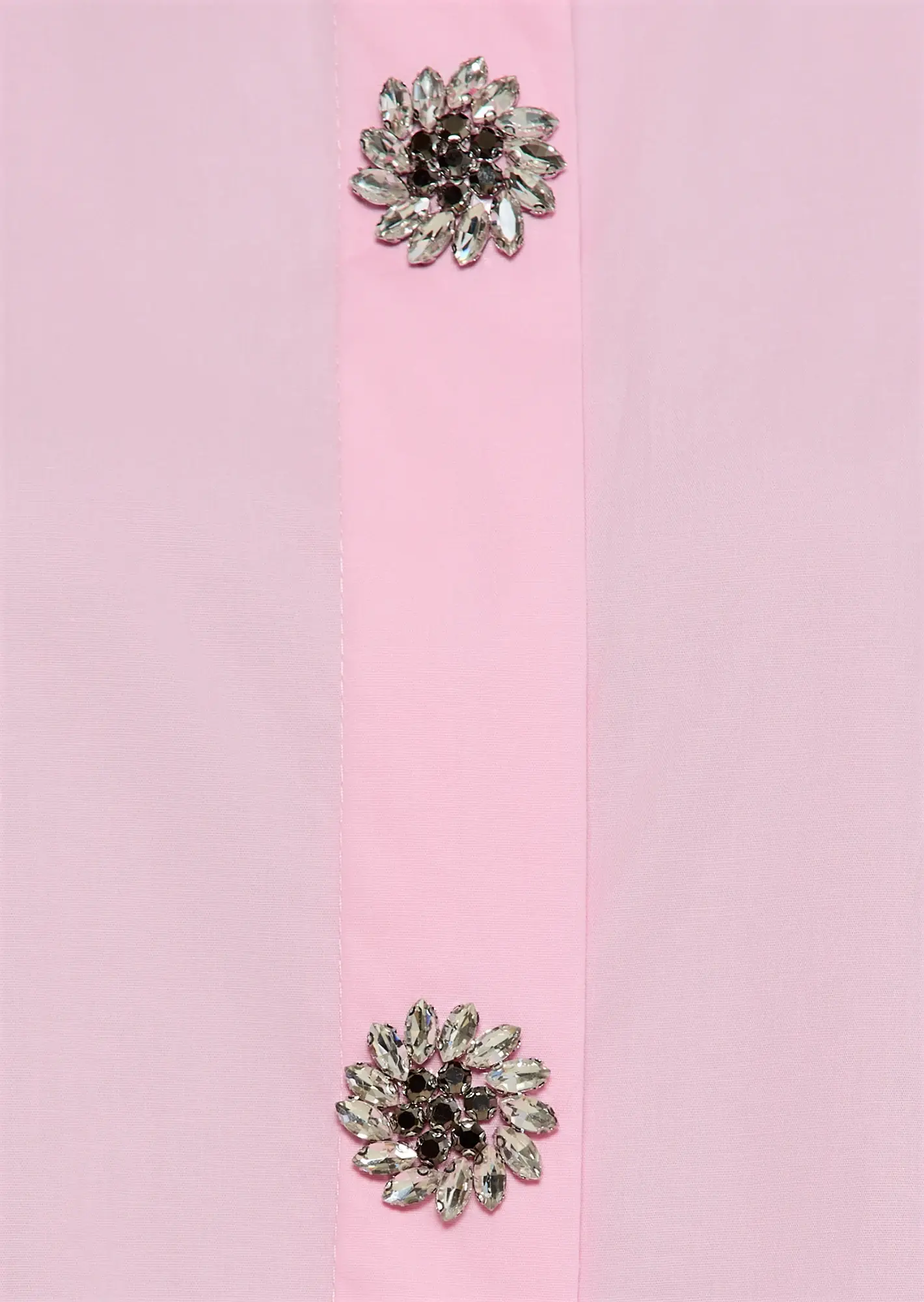 Bluse mit dekorativen Knöpfen, mandelblüte