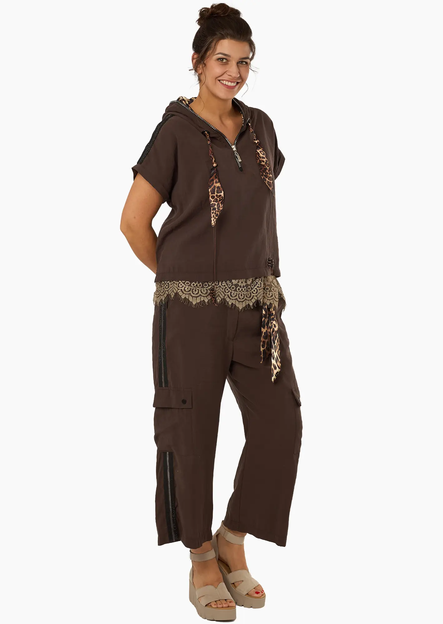 Wide Leg Modal Cargohose mit Zierband, taupe