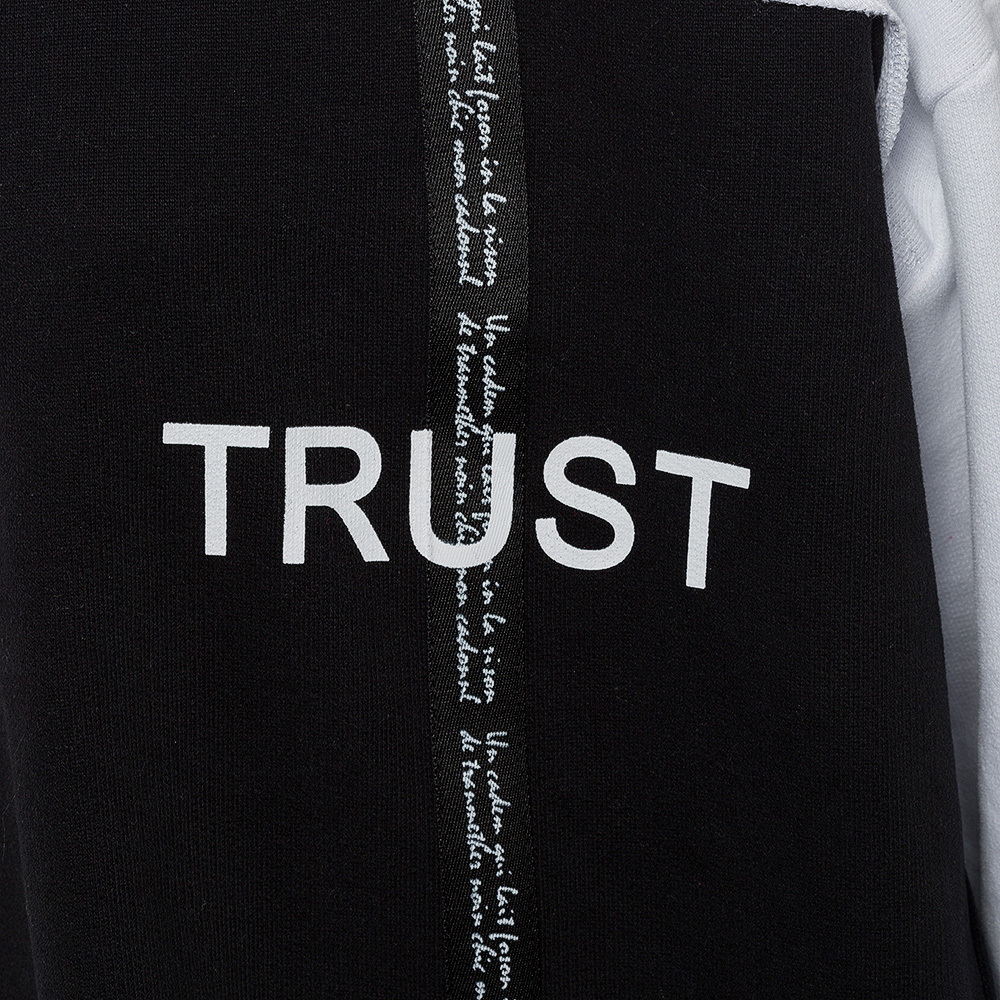 Sweatshirt mit Lettering, schwarz-weiß 