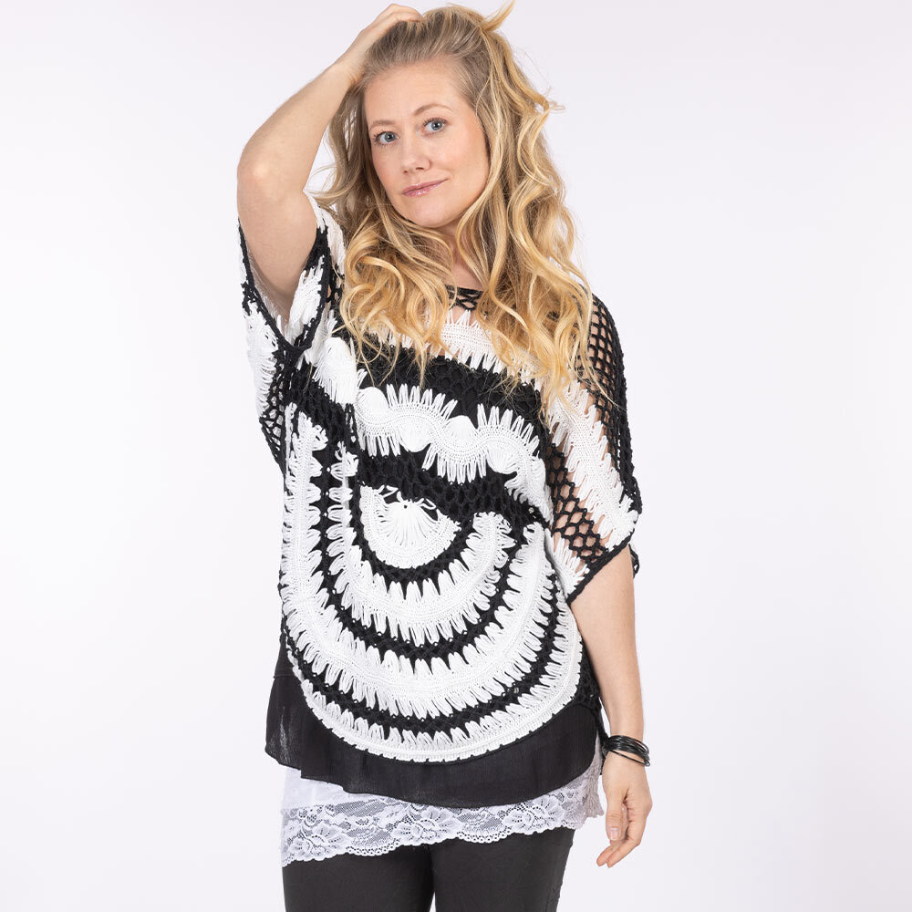 Crochet-Bluse, schwarz-weiß 